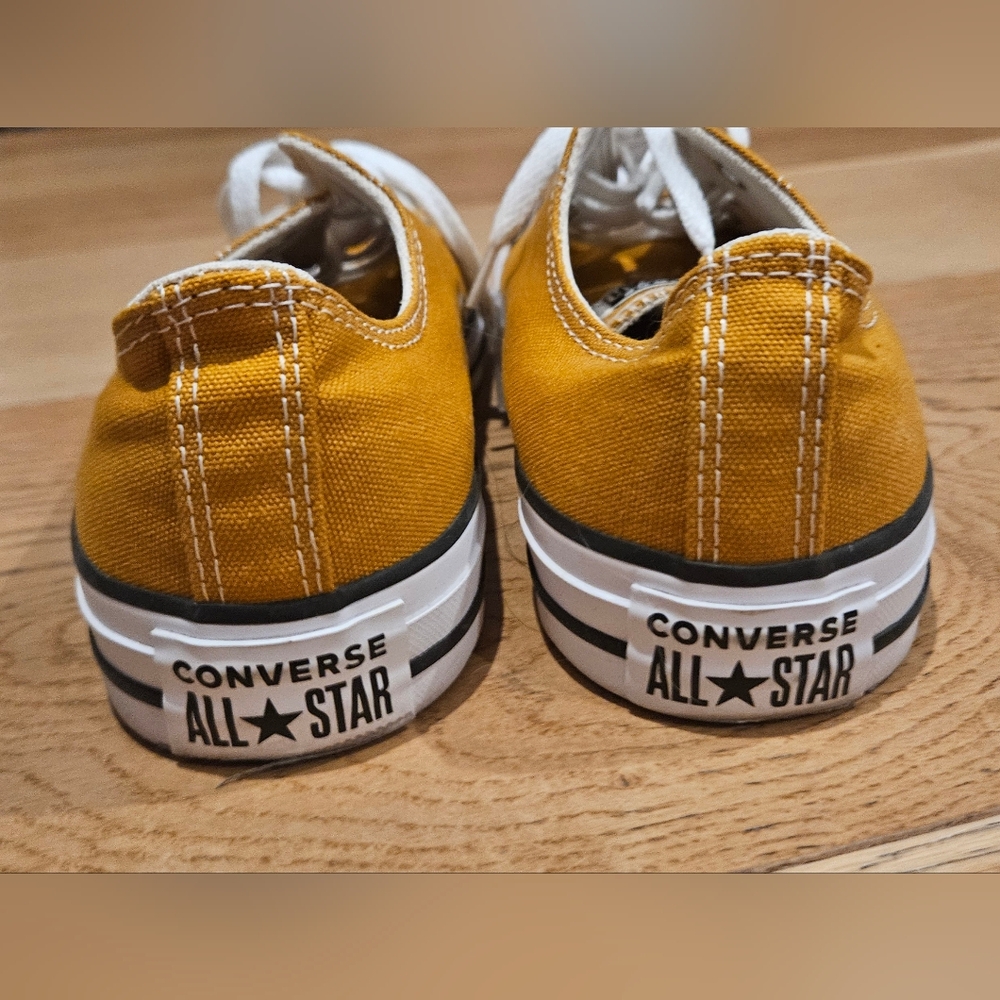 Converse Chuck Taylor All Star Saffron Yellow Sneakers - Unisex Women's 9.5 - Picture 13 of 16